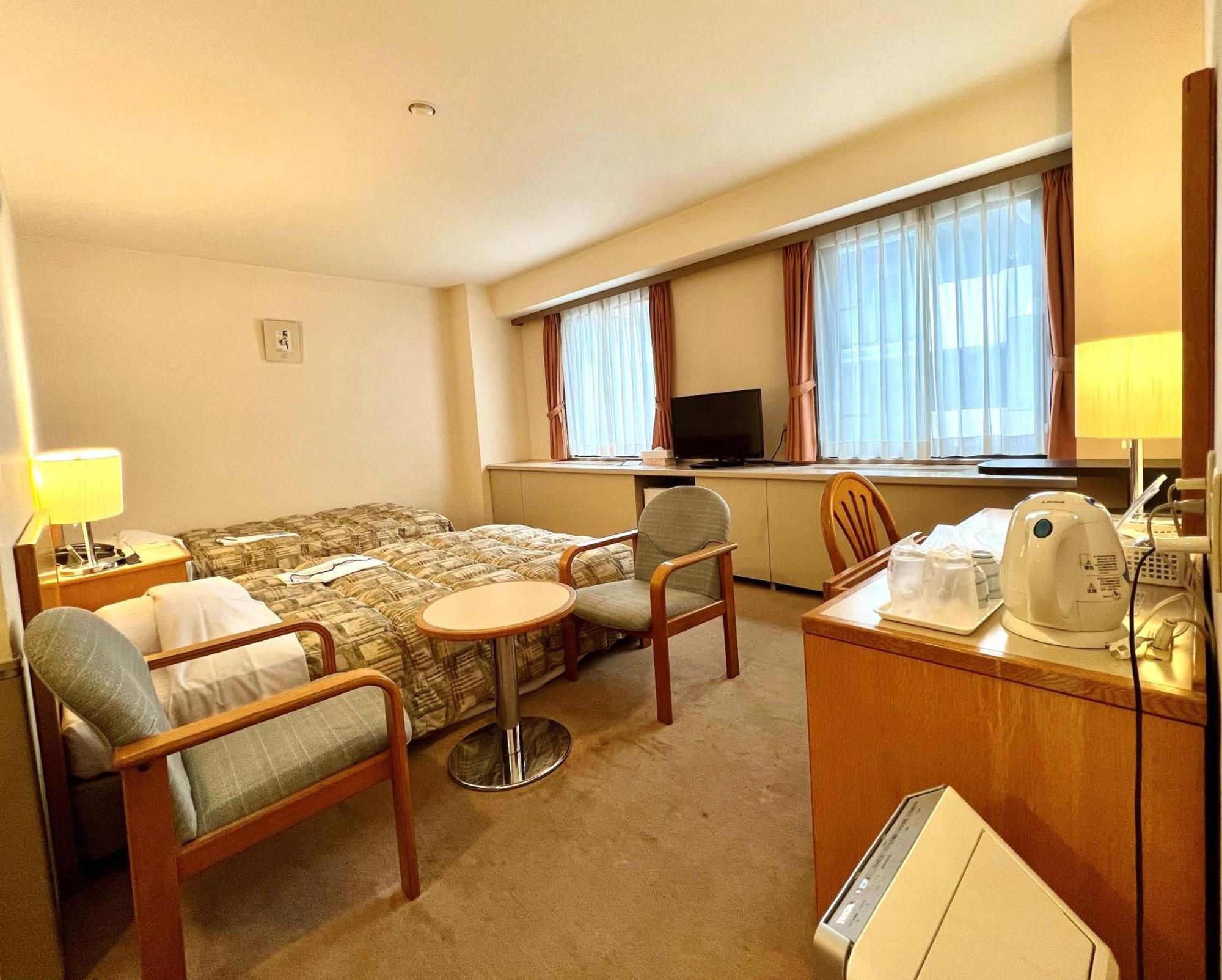 Hotel Tetora Makuhari Inagekaigan Chiba Exterior photo